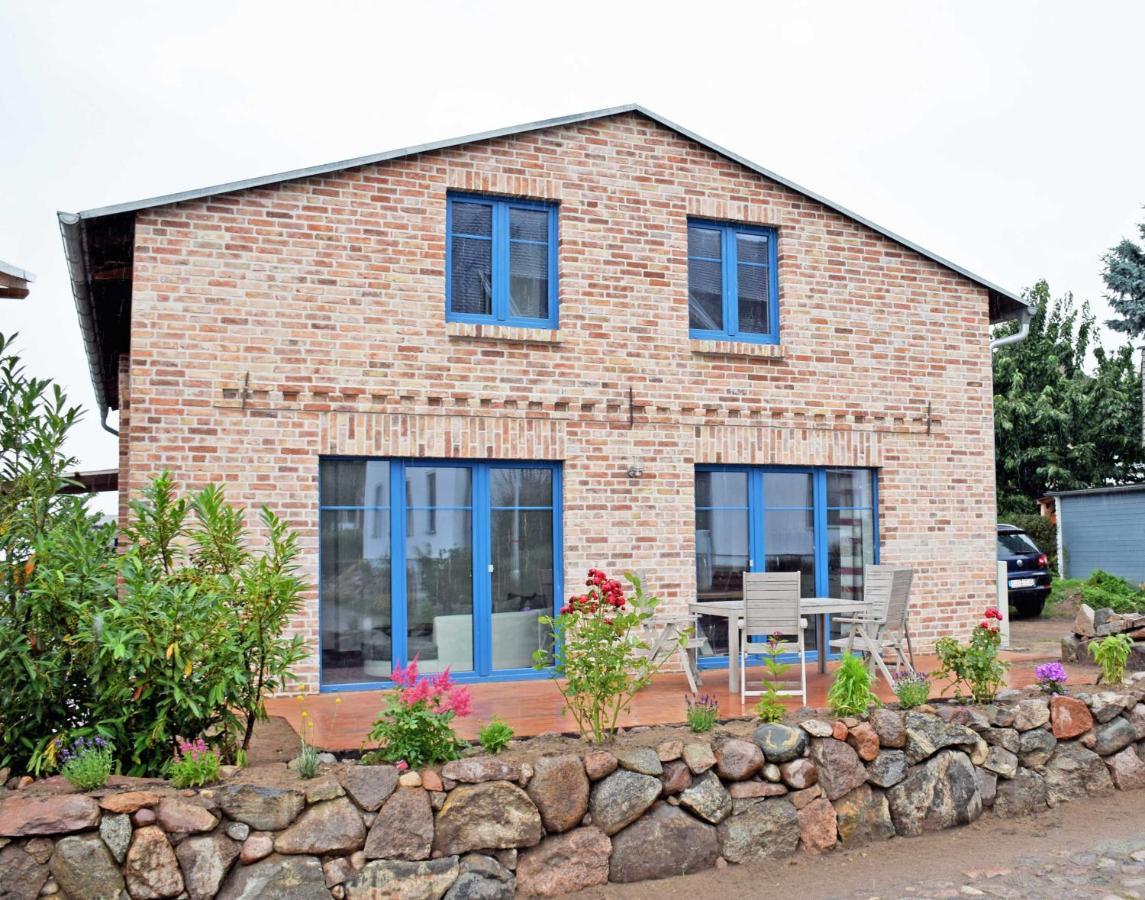 Ferienhaus Zum Boddenstrand Mit Ka Groß Zicker Bagian luar foto
