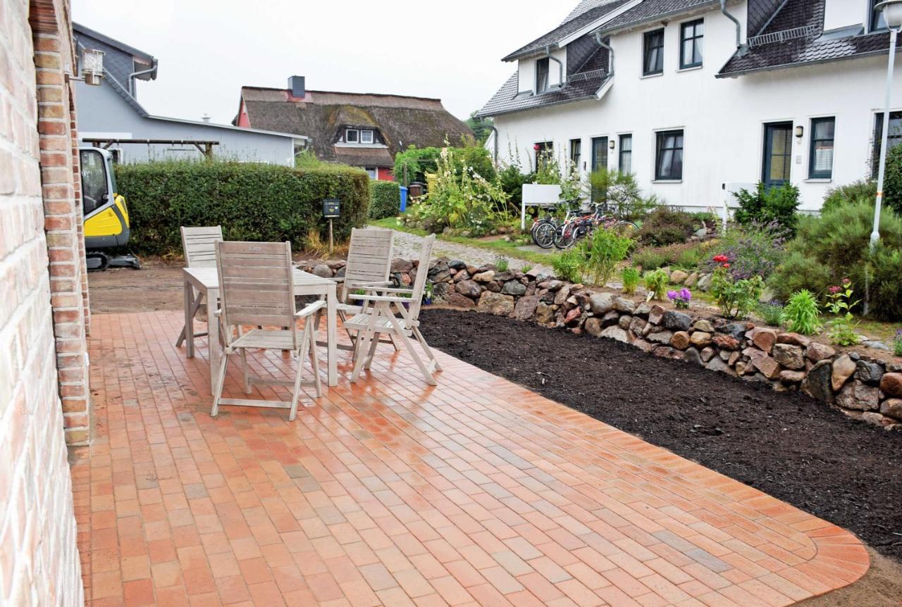 Ferienhaus Zum Boddenstrand Mit Ka Groß Zicker Bagian luar foto