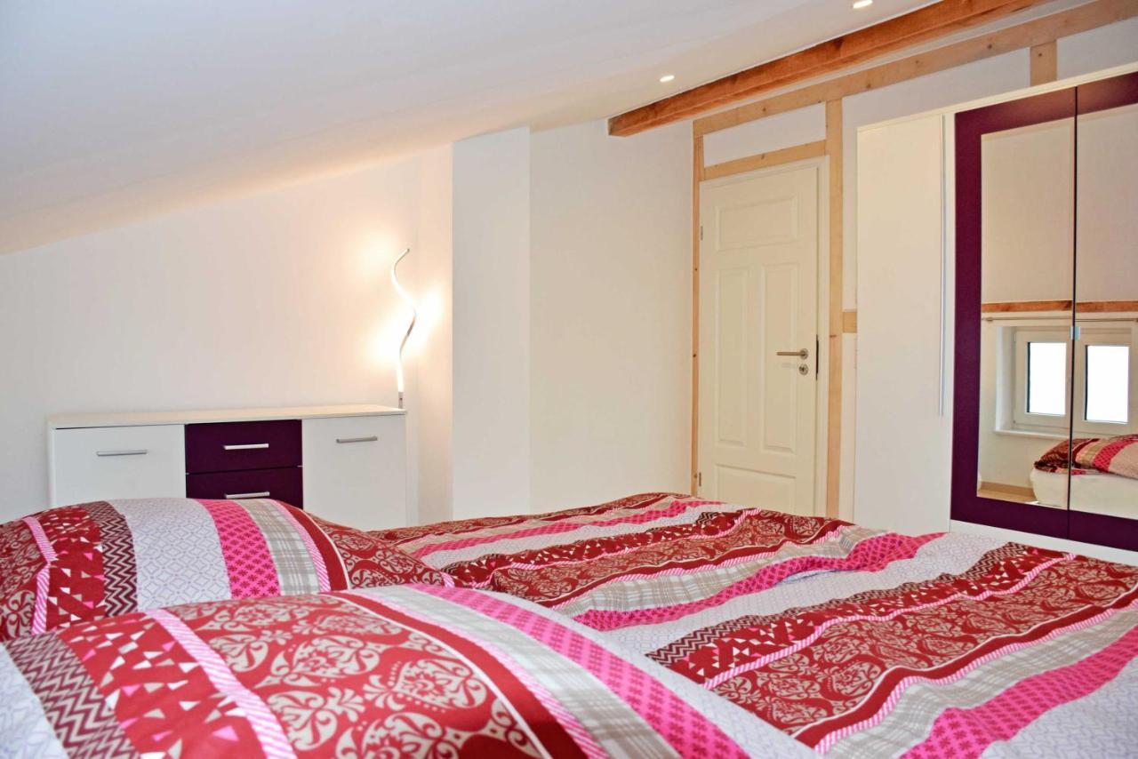 Ferienhaus Zum Boddenstrand Mit Ka Groß Zicker Ruang foto