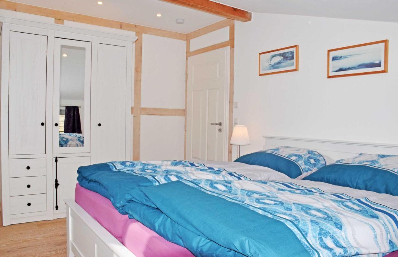 Ferienhaus Zum Boddenstrand Mit Ka Groß Zicker Bagian luar foto